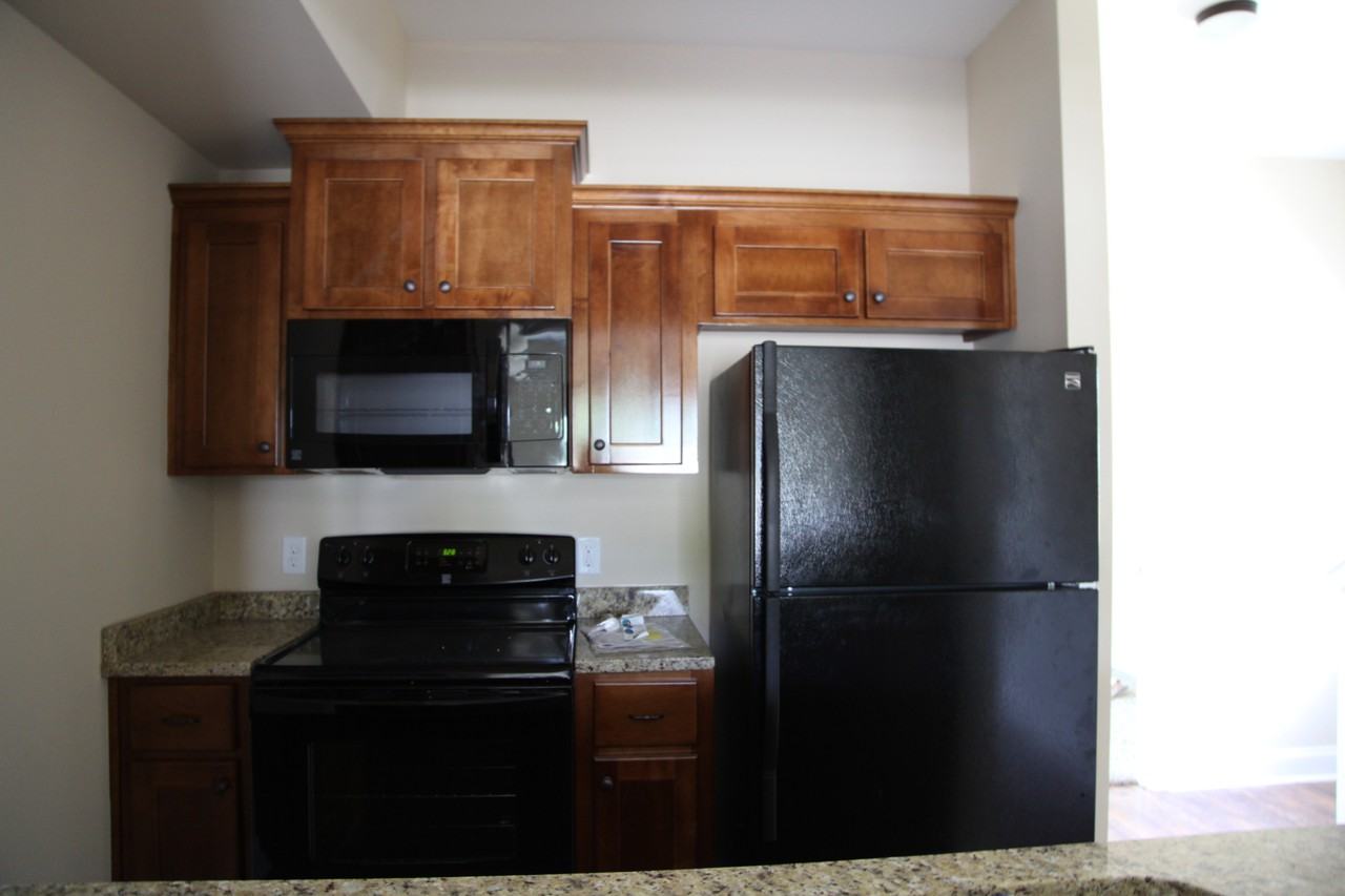 142 Reserve Ln - Photo 2 of 3