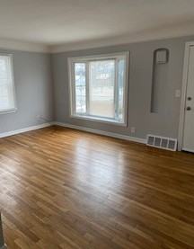 24675 Chardon Rd - Photo 3 of 8