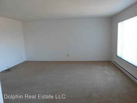 525 NW High St A to F - Photo 2 of 5