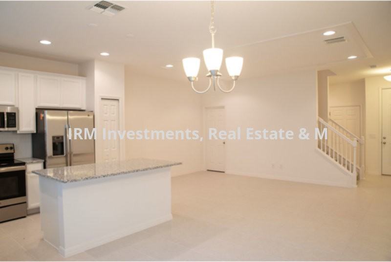 4729 Cliveden Loop - Photo 4 of 9