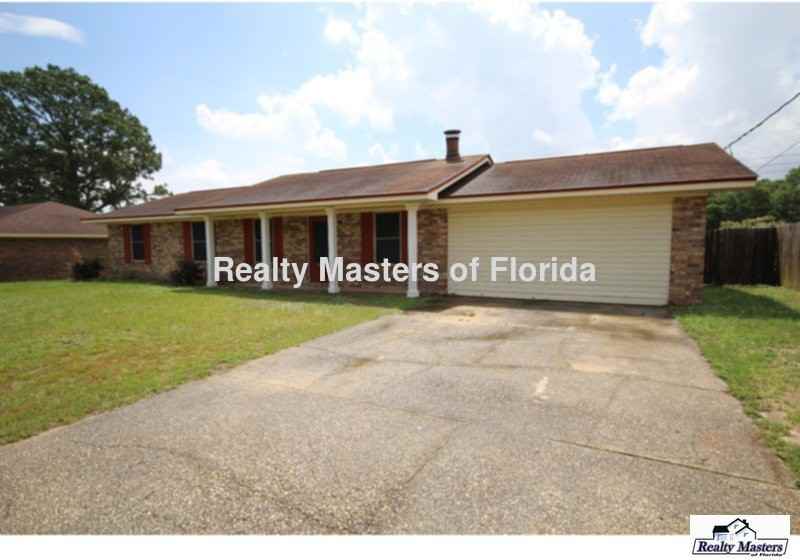 6663 Oakcliff Rd - Photo 2 of 11