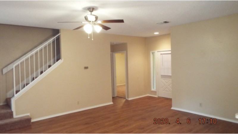 13071 Feather Ridge Dr - Photo 2 of 15