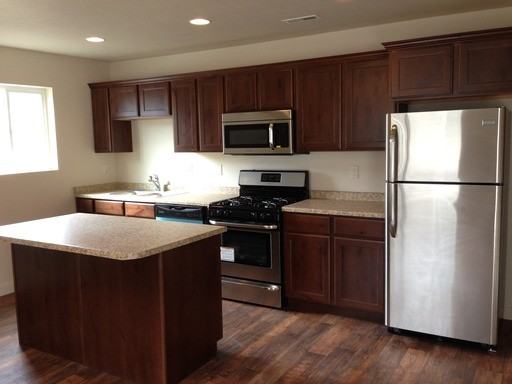 266 N 725 W St - Photo 2 of 8