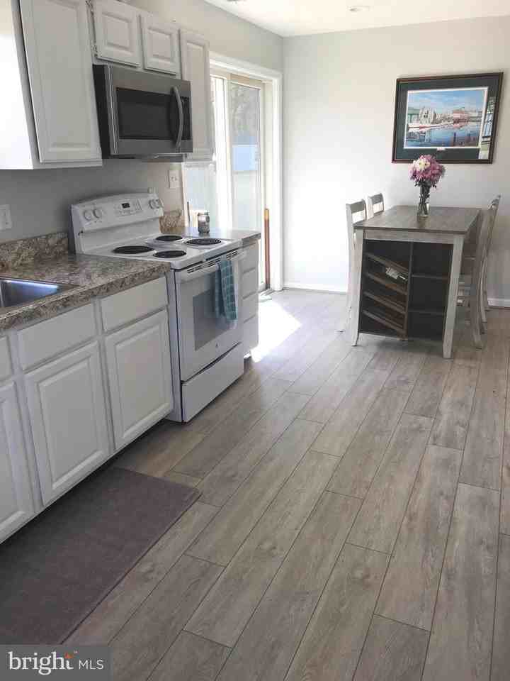 633 Chester River Beach Road - Photo 2 of 22