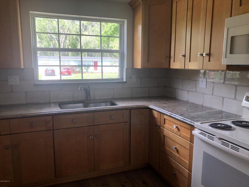 1118 Nightgale Rd - Photo 3 of 9