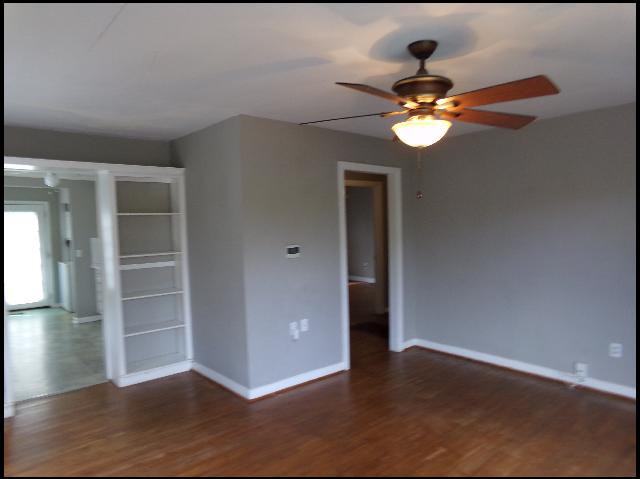 5919 Woodlawn Dr - Photo 3 of 10