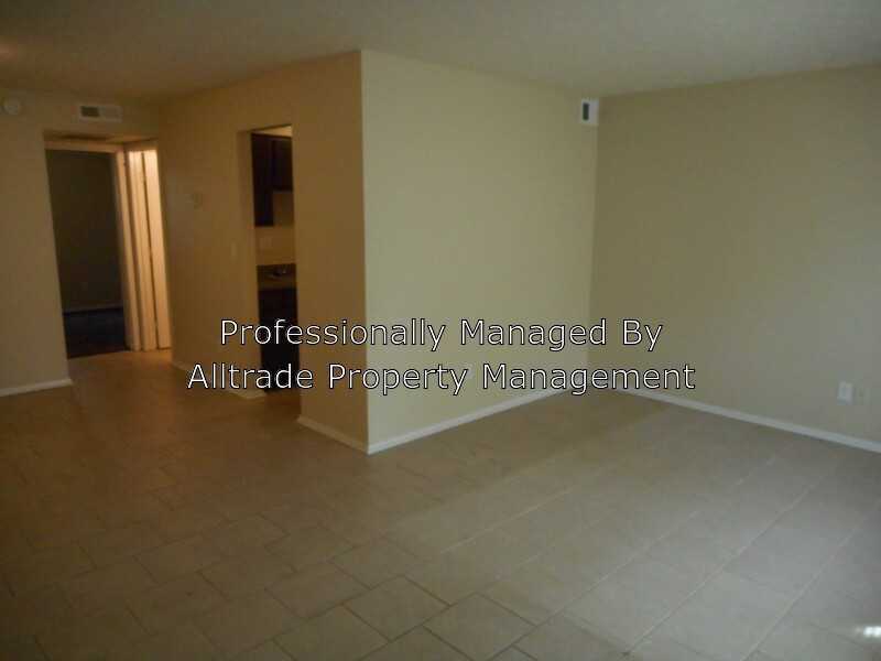 838 Glen Hollow Drive - Photo 2 of 6