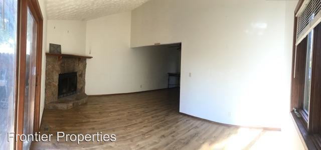 12109 Copper Mountian Dr - Photo 3 of 11