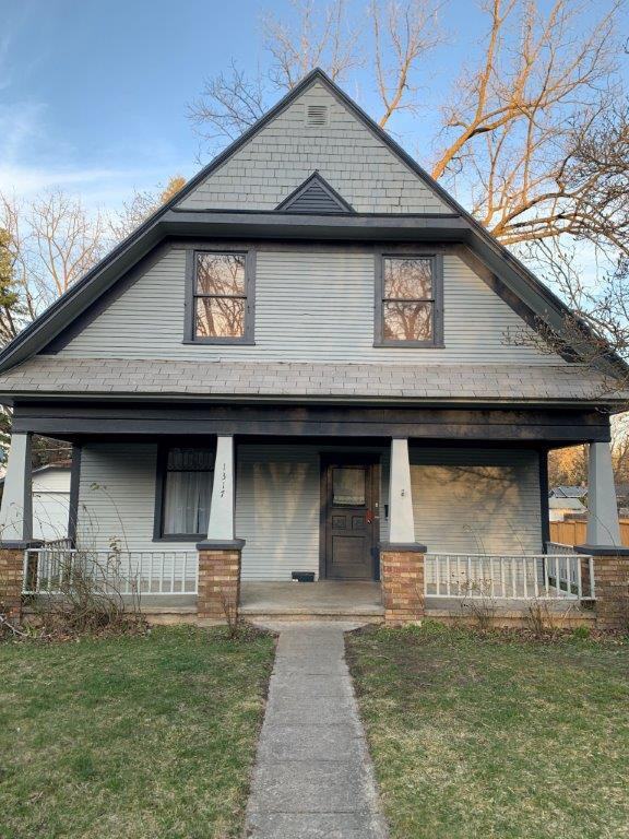 1317 S Garfield St - Photo 2 of 23