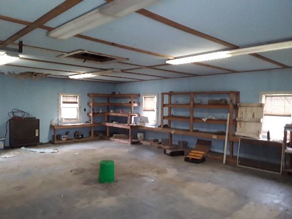 1471 Crosstown Highway - Photo 2 of 17