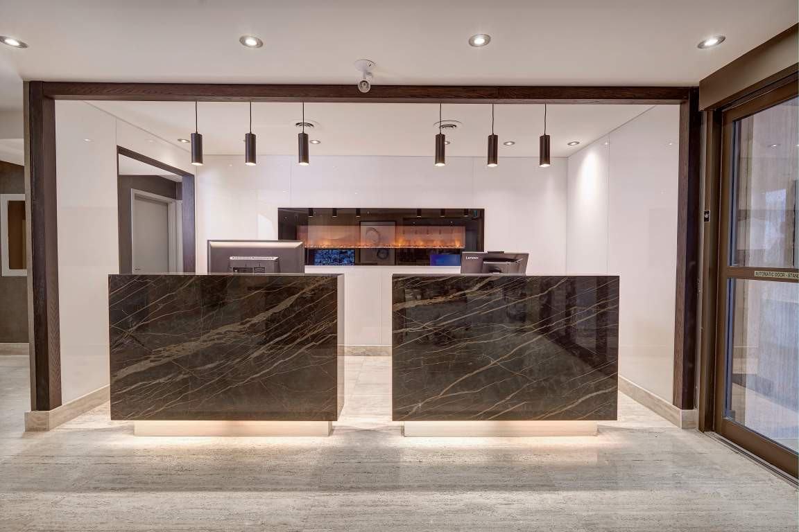 Town Inn Suites - Photo 3 of 20