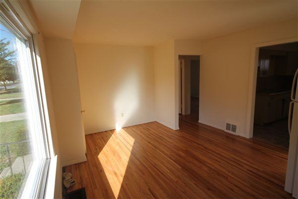 863 Aldon St SW - Photo 3 of 8