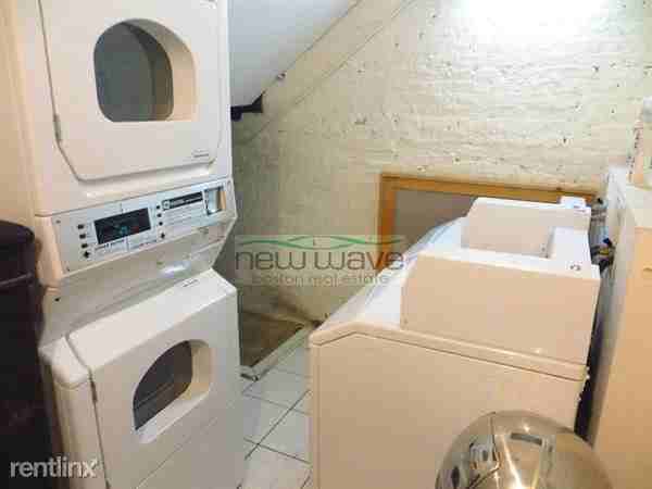 346 North St - Photo 2 of 9