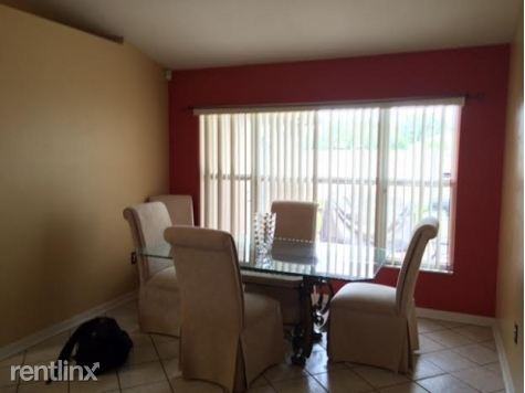 1611 Bondurant Way - Photo 3 of 10