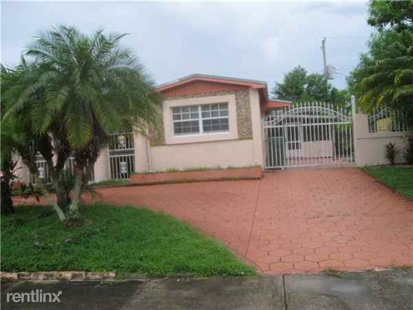 1472 NW 196th St - Photo 2 of 15