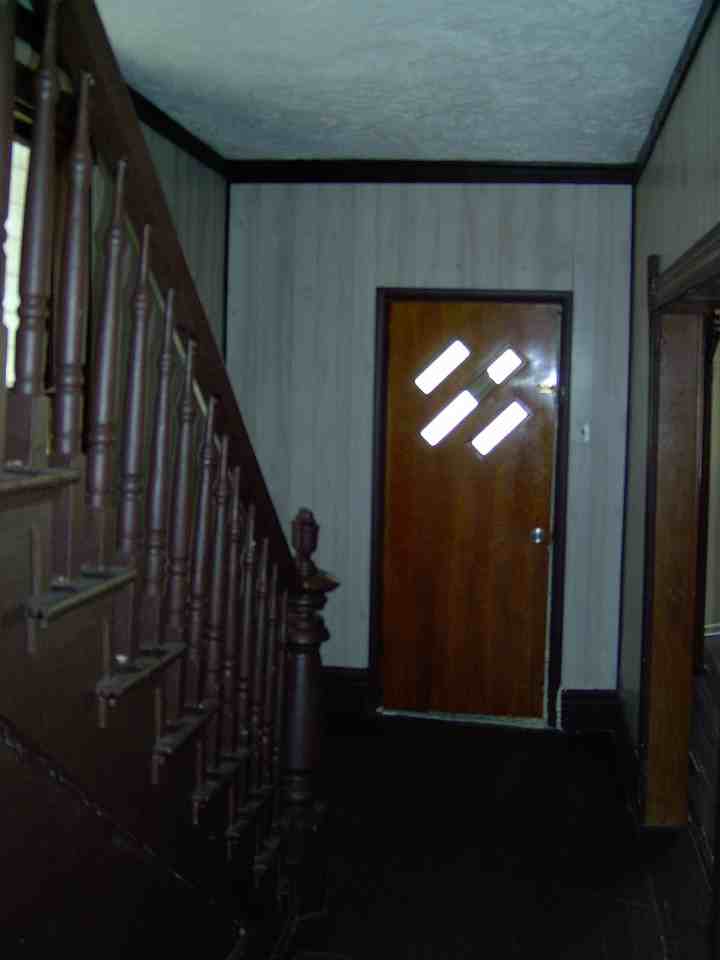 250 Main St - Photo 2 of 11