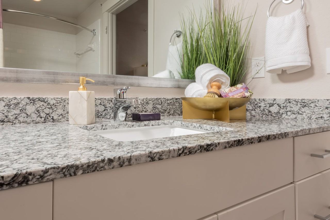 Westerly Apartments 8510 S Oak Cir, Littleton, CO 80127 Zumper