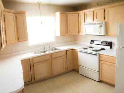 800 West Tahlequah Street - Photo 2 of 5