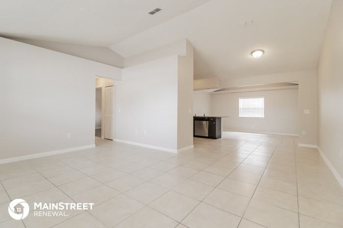 2881 Boyd Court - Photo 3 of 16