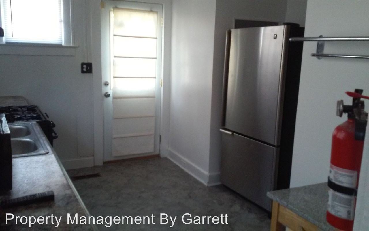 106 Cedar Avenue - Photo 3 of 12