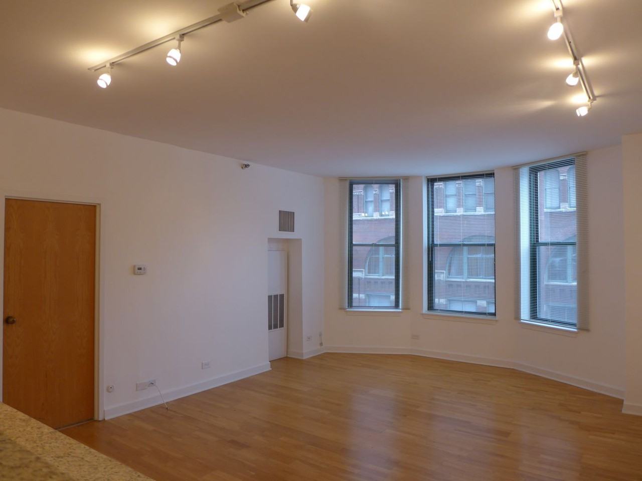 537 S Dearborn Terminals Building - Photo 4 of 43