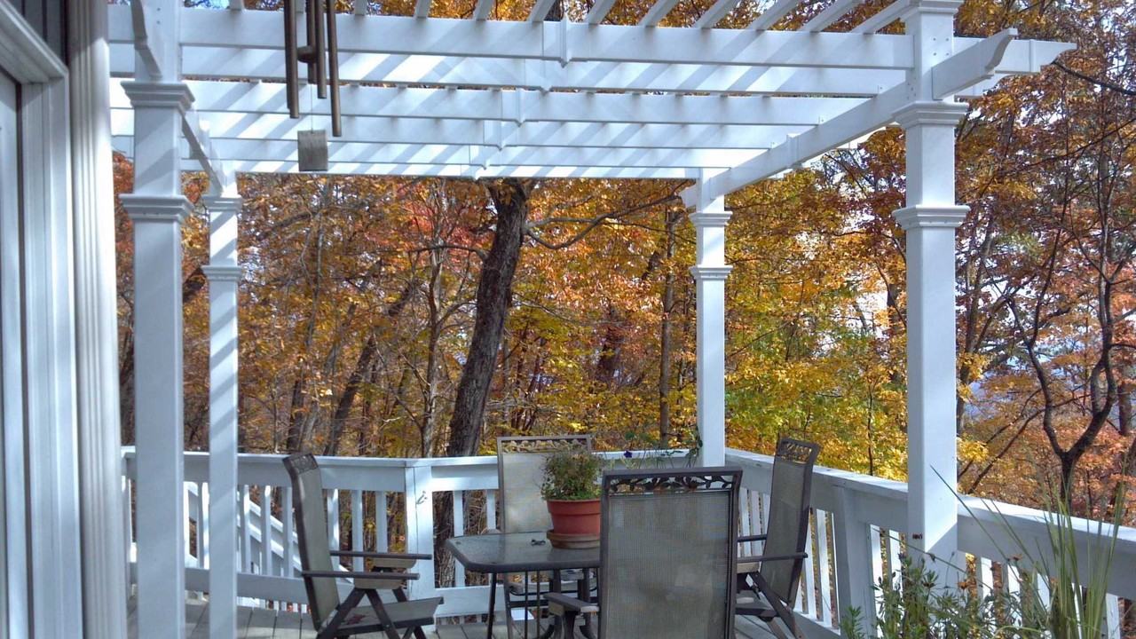 58 Poplar Dr - Photo 2 of 51