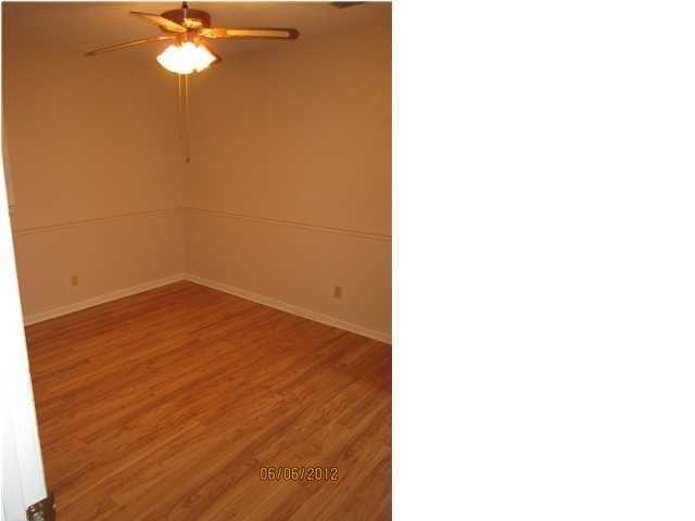 535 Mary Scott Dr - Photo 3 of 10