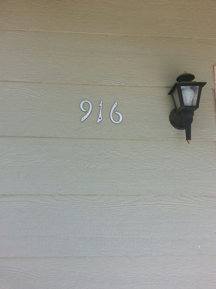 916 N 2nd Ave - Photo 2 of 16