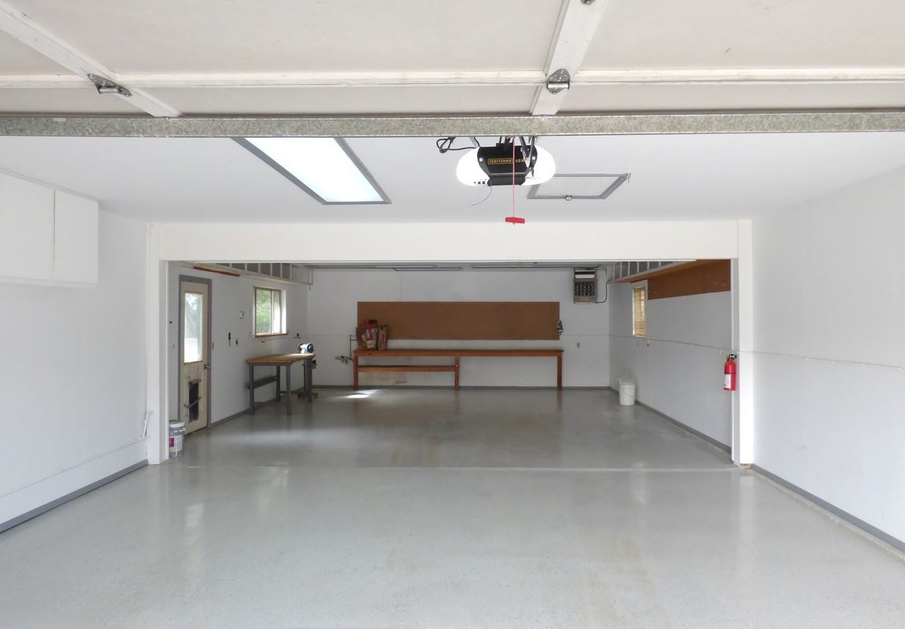 5351 Cole Cir - Photo 2 of 18