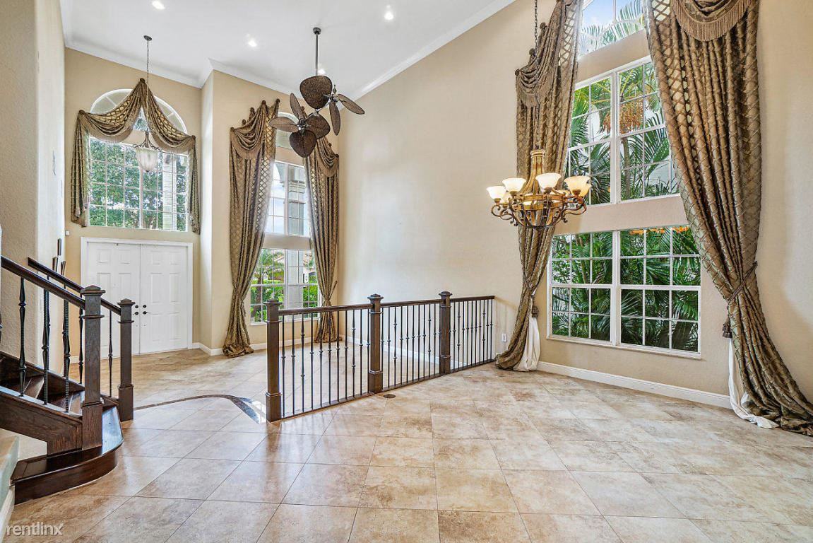 11293 Misty Ridge Way - Photo 3 of 15