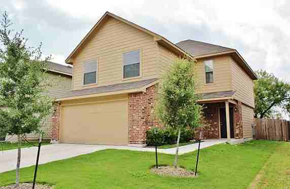 7026 Heathers Pond - Photo 2 of 12