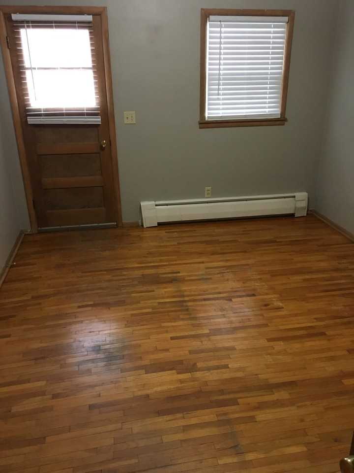 416 E Cherry Ave - Photo 3 of 5