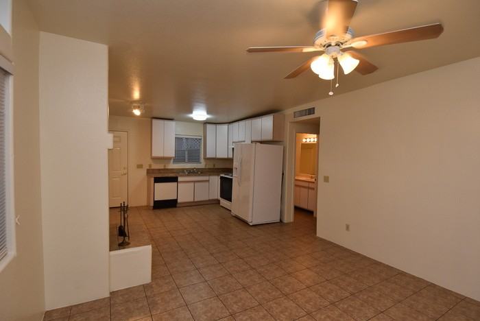 2721 North Dodge Boulevard - Photo 2 of 14