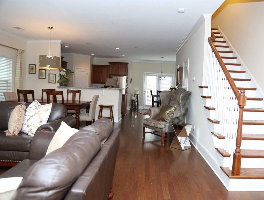 26 Old Shandon Circle - Photo 2 of 22