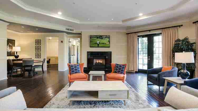 Apartments For Rent In Macarthur Place Hutton Centre Santa Ana