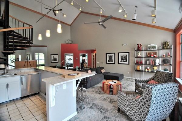 Village Club on Franklin Apartments - FRA-11 - Photo 2 of 20