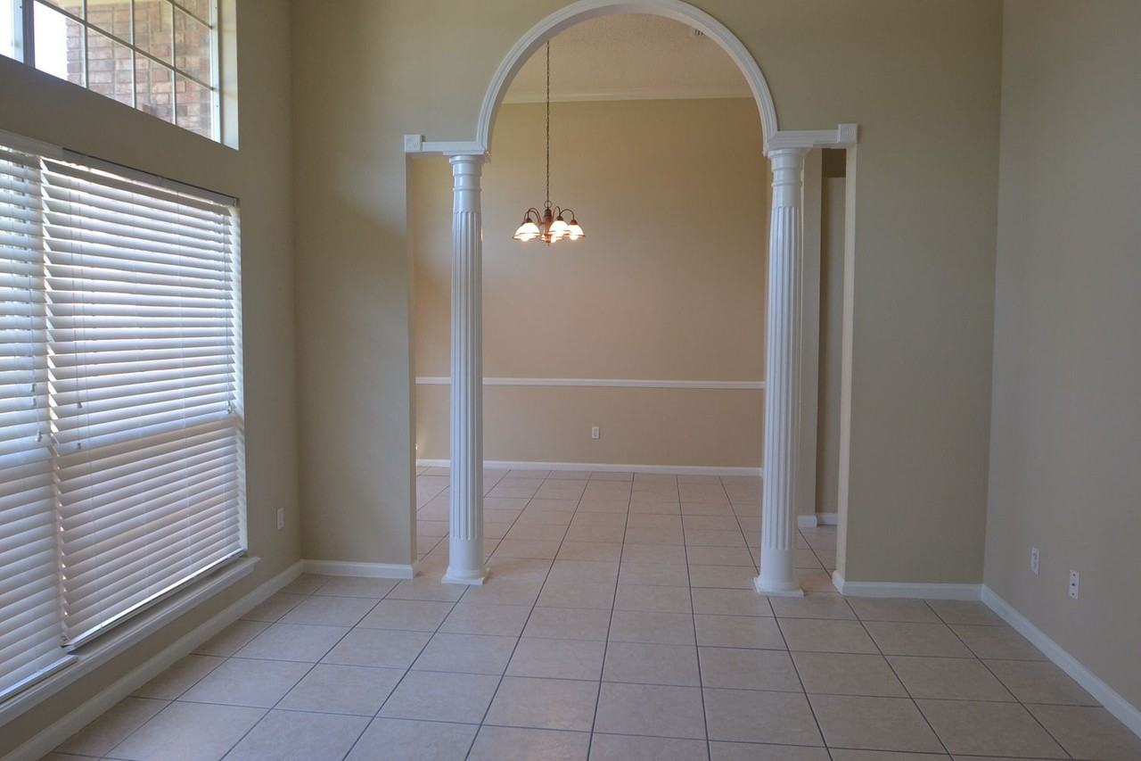 10299 Ripple Rush Dr W - Photo 2 of 10