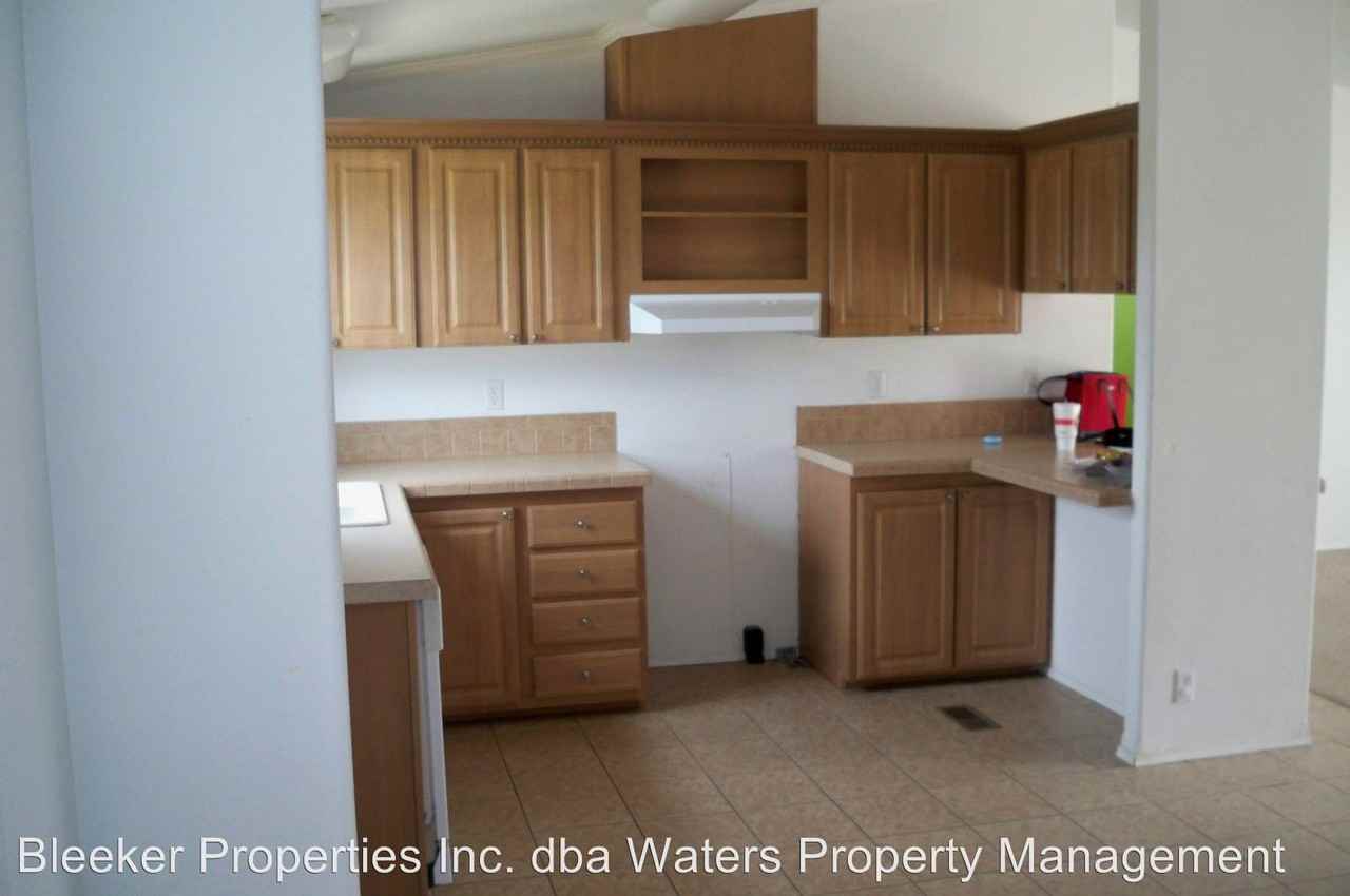 101 Heather Cove - Photo 2 of 5