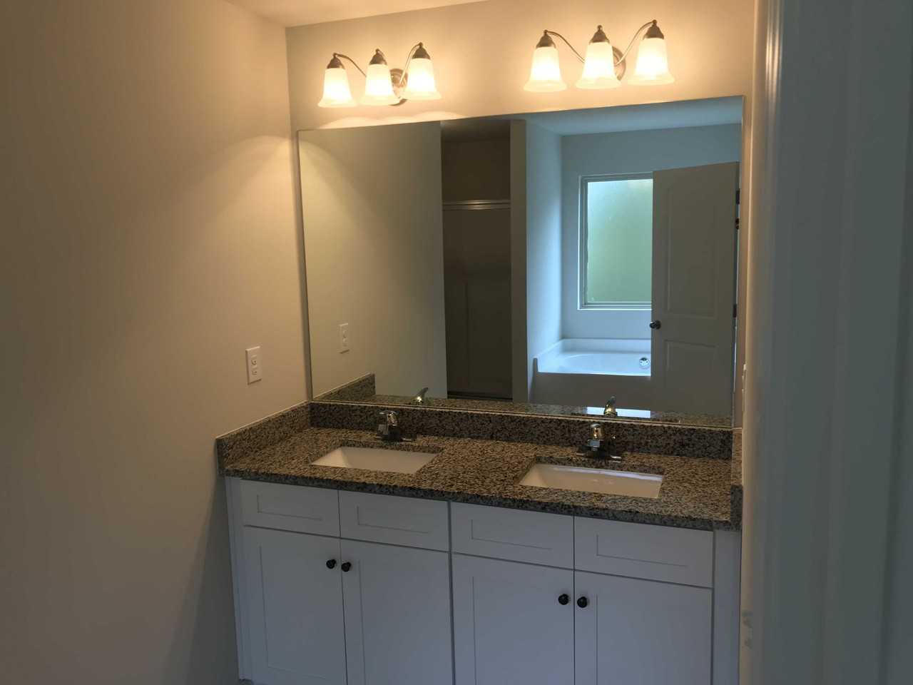 130 Daisy Cir - Photo 3 of 9