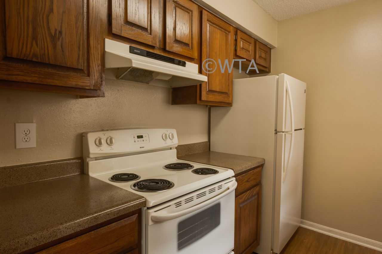 8802 Trade Wind Apts - Photo 2 of 15