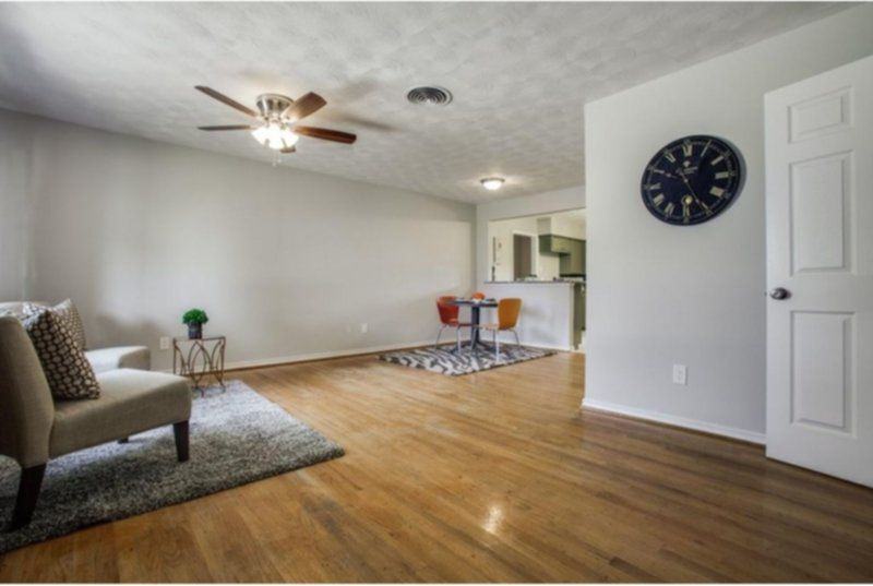 2312 Wildoak Dr - Photo 2 of 18