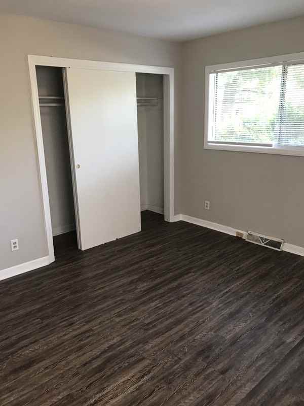 2315 Abelwood Rd - Photo 2 of 22