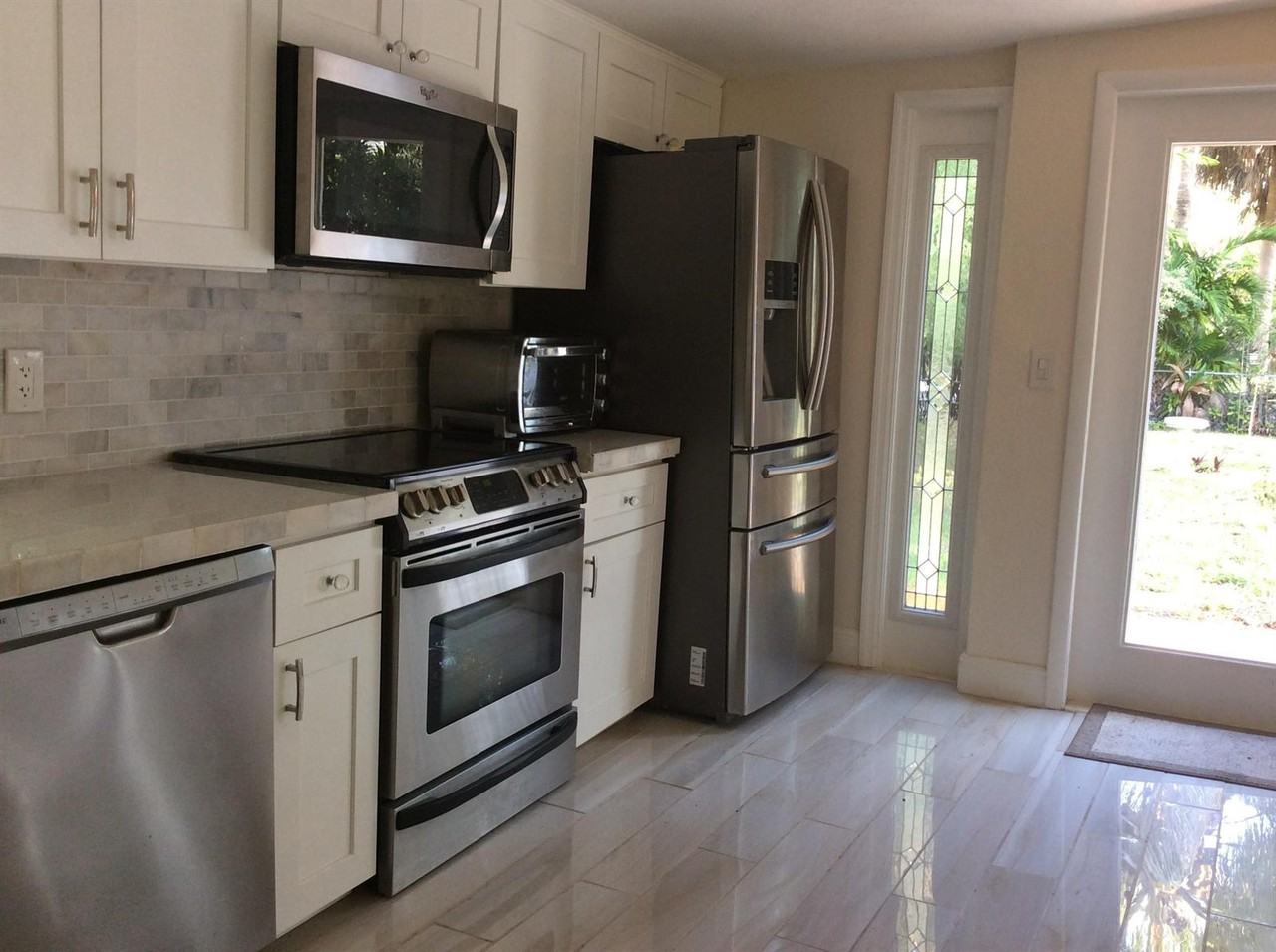 1891 Southwest 29th Avenue - Photo 2 of 15