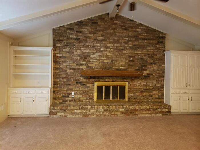 1005 Serenade Lane - Photo 2 of 22