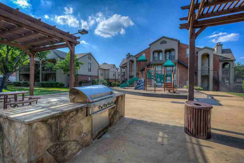 18777 Midway Road - Photo 2 of 10