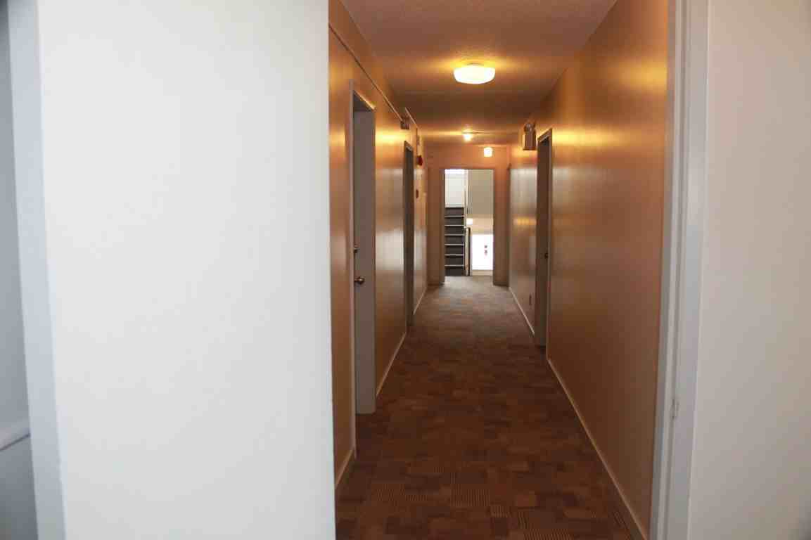 12322 - 82 Street NW - Photo 3 of 5
