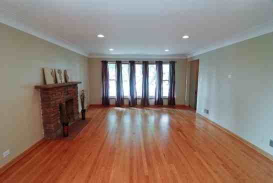 512 Selborne Rd - Photo 2 of 11