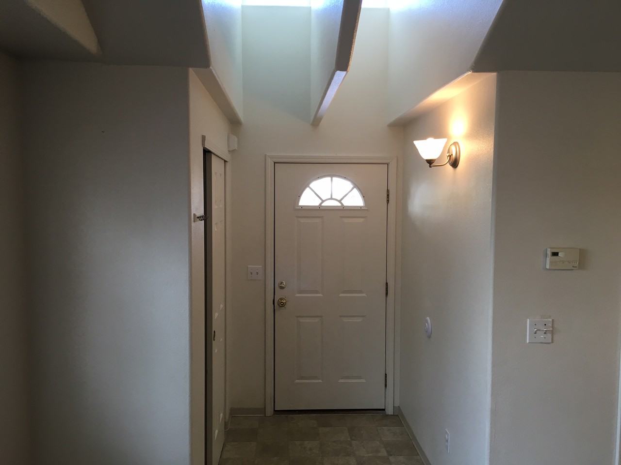 1754 Sun Glo Dr - Photo 5 of 6