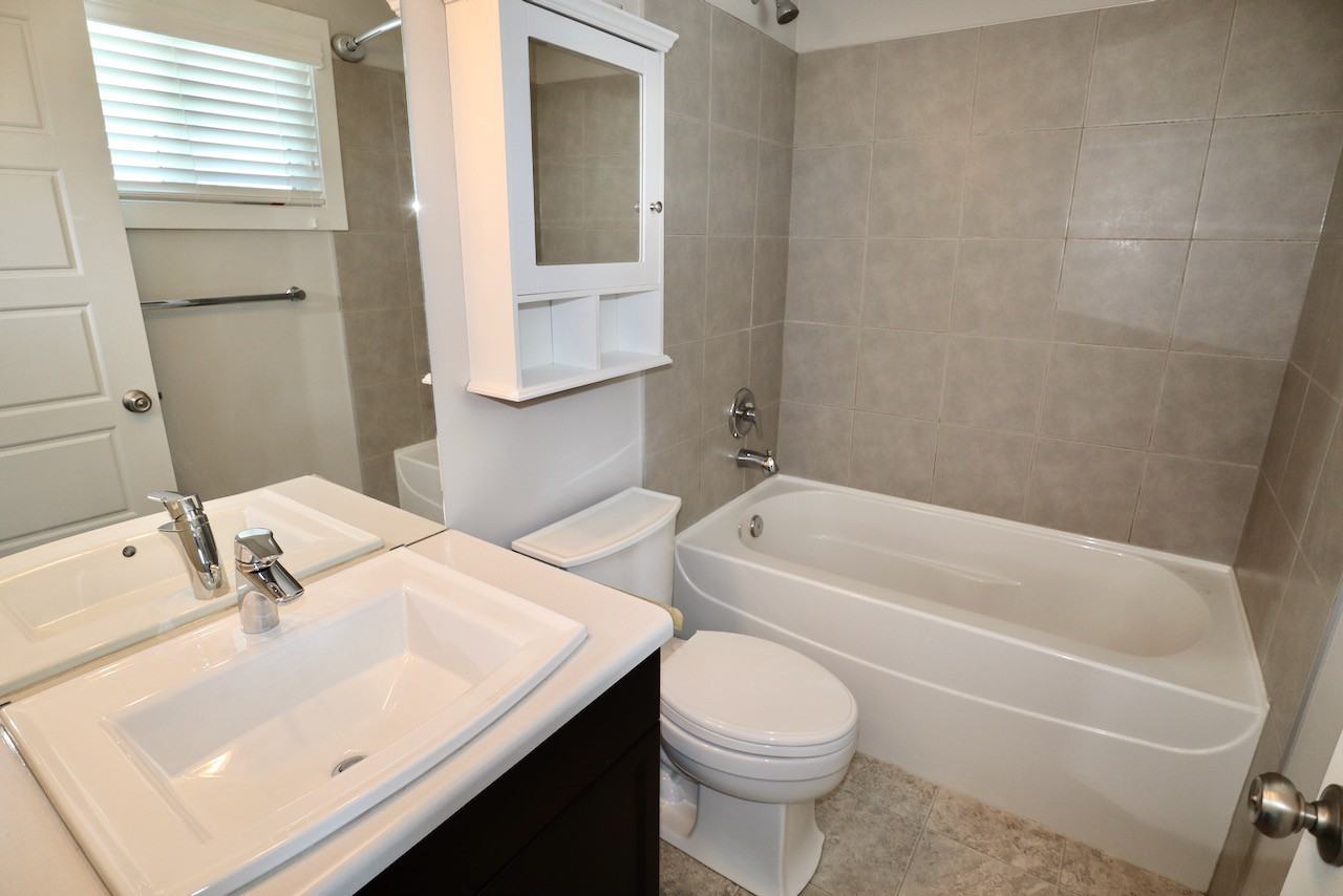 46 Durrand Bend - Photo 7 of 13