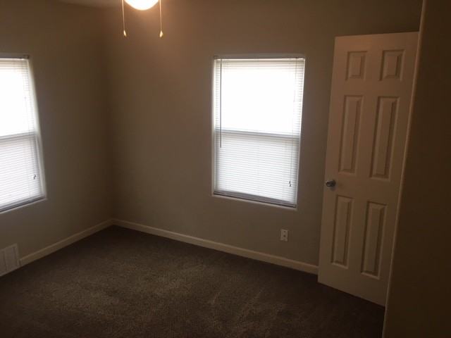 2625 W 35th St N - Photo 3 of 13